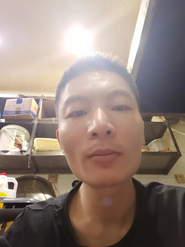 邹先生的第一张照片--太原基督教相亲网